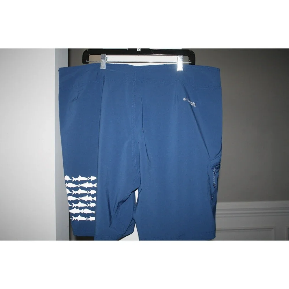 Columbia PFG Fishing Board Shorts Men's 40 Blue Cargo Pockets USA Flag 9